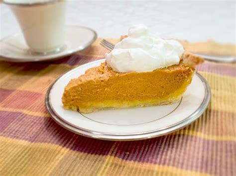 Delicious Pumpkin Cream Pie Holiday Recipe