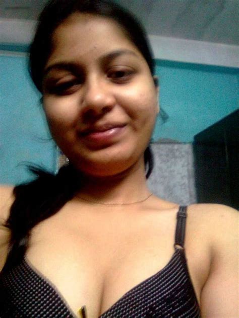 Cute Village Girl Nude Pics Desi Old Pictures HD SD DropMMS