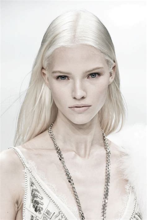 Home remedy to cure white hair eyebrow: whitehair model - Google Search | Luss, White blonde, Beauty