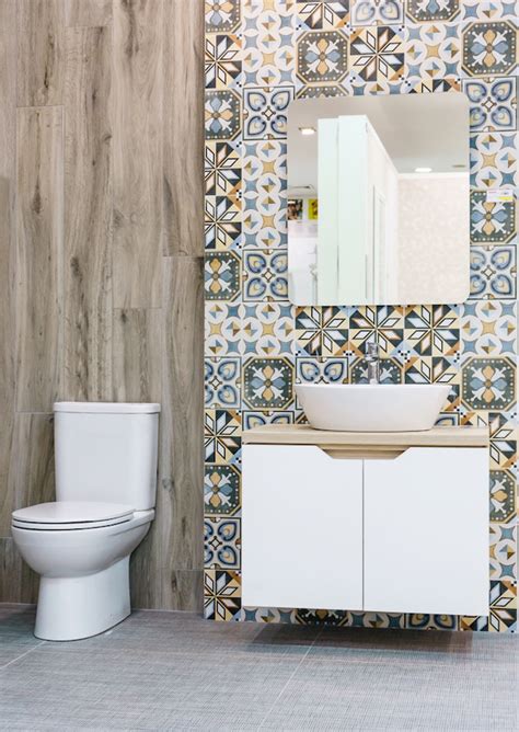 We use the wedi fundo ligno curbless shower pan.if you're doing a bathroom remodel and you're stuck. 7 Chic DIY Bathroom Vanity Ideas For Her | DIY Projects