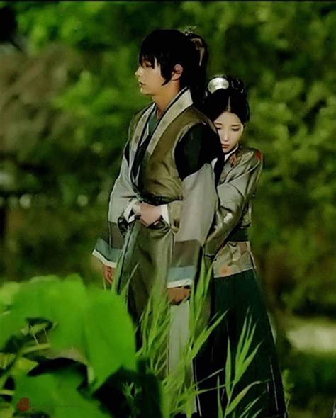 Scarlet heart ryeo (literal title). Lee Joon Gi and IU - "Moon Lovers; Scarlet Heart:Ryeo ...