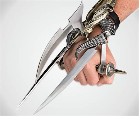 Pin On Knife Sword And Weapons Or Claws