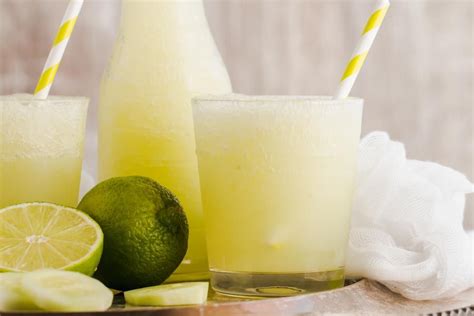 Refreshing Cucumber Lime Margarita Recipe In 2020 Lime