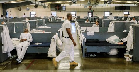 Opinion How To Fix Our Prisons Let The Public Inside The New York