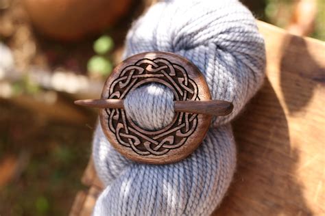 Celtic Knot Shawl Pin In Black Walnut