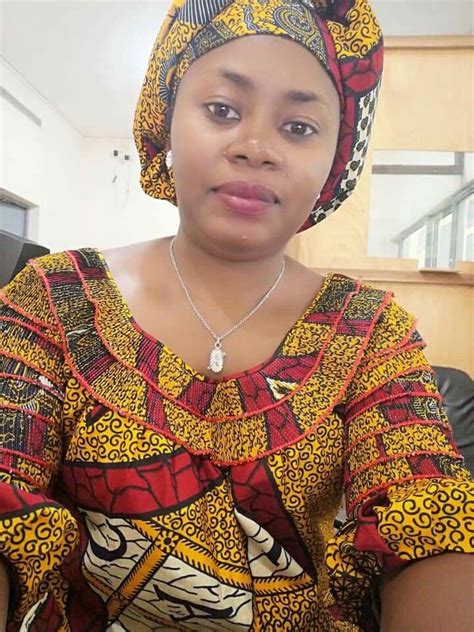 Parcourez notre gamme blue label pour trouver une vaste sélection de chemises de travail pour femmes. Pin by Cécile DIAKITE on Mode africaine robe | African ...
