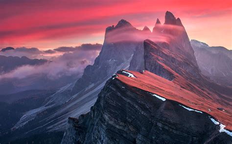 On Top Of The World With Max Rive Scene360