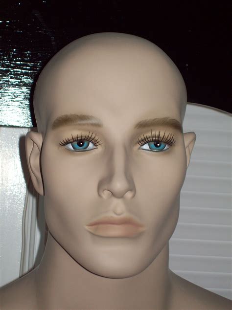 Male Makeup Mannequin Head Pale Maniquies