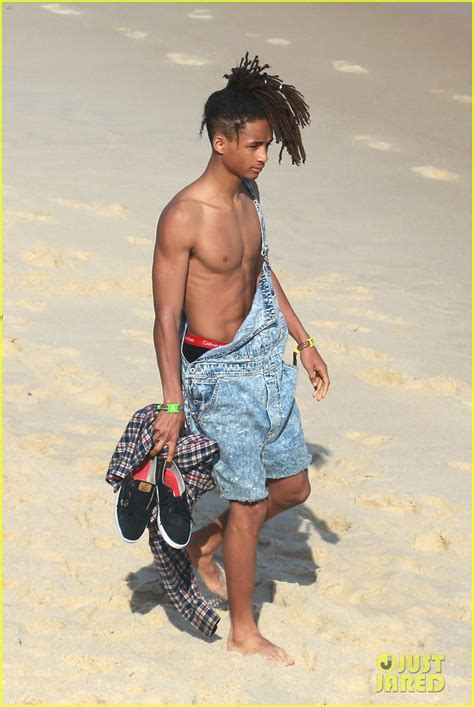Jaden Smith Wears Just His Calvins For A Dip At The Beach Photo 3669514 Jaden Smith