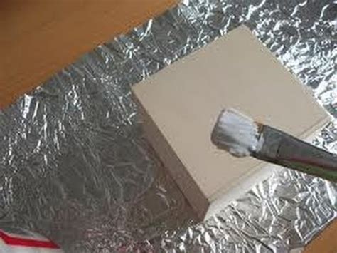 Es el caso de los cotonetes, los que utilizan para limpiar las orejas tienen extremos absorbentes ideales. Manualidades con papel aluminio 3 - YouTube