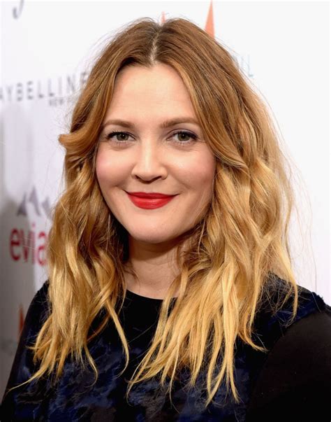 Drew Barrymore ‘fashion Los Angeles Awards Show In Los Angeles