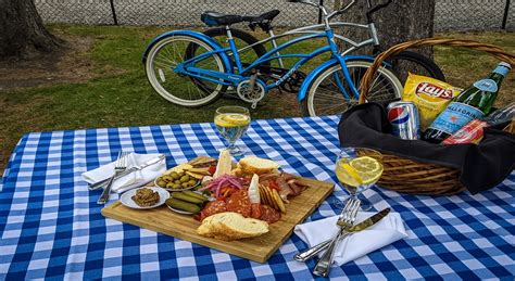 Royal Canadian Lodge Banff Picnic In The Park Package