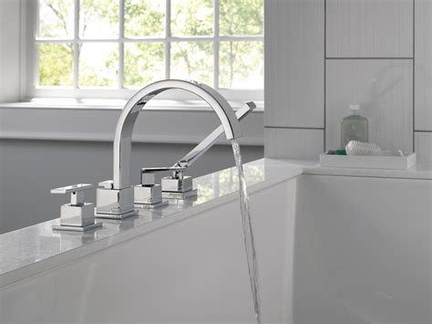 Thank you for your question. Delta T4753 Vero Deck Mounted Roman Tub Filler Trim ...