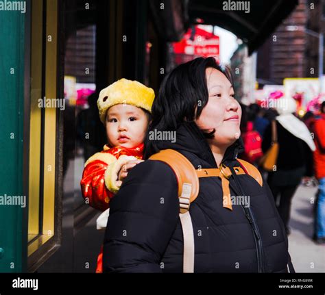 Chinese New Year In Chinatown New York City Stock Photo Alamy