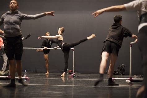 Dancing With Complexions Contemporary Ballet Wsj