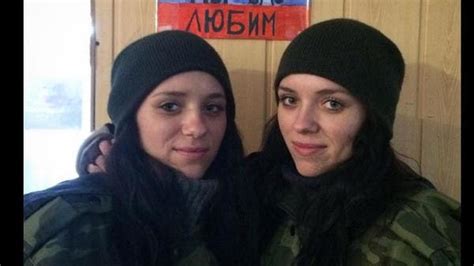 19 Year Old Twin Sisters Fight With Pro Russian Rebels In Ukraine