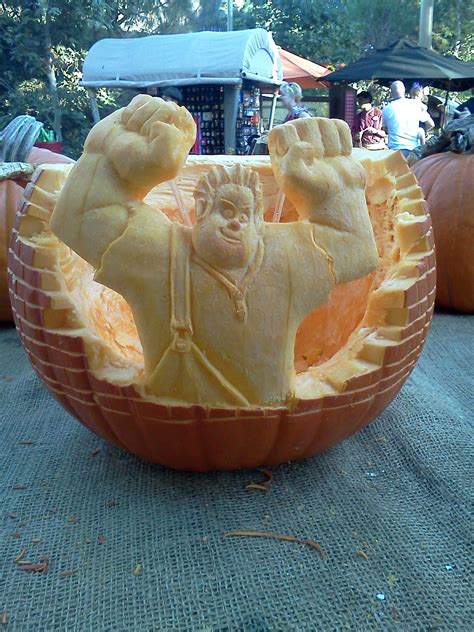 Wreck It Ralph Pumpkin Carved By Ray Brown Disney Halloween Pumpkin