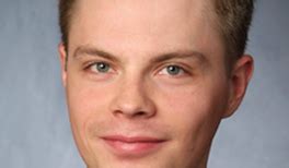 Hier die frischen schulabgänger, die oft eher zufällig beginnen, ein fach zu studieren, und die freiheiten des studentenlebens genießen wollen. Bonner Physik-Student ist bester MINT-Botschafter — DPG