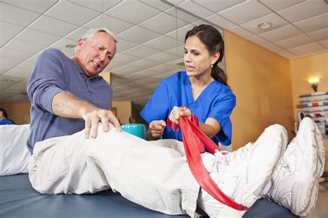 Inner knee pain is often caused by an injury. Causes of Pain After Knee Replacement Surgery