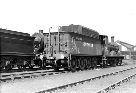The Transport Library Southern Railway Steam Locomotive Class L11 437