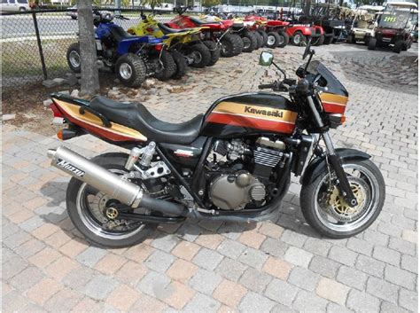 Best kawasaki zrx 1200 motorcycle offers from german moto ad sites! 2002 Kawasaki Zrx-1200r 1200R for sale on 2040-motos