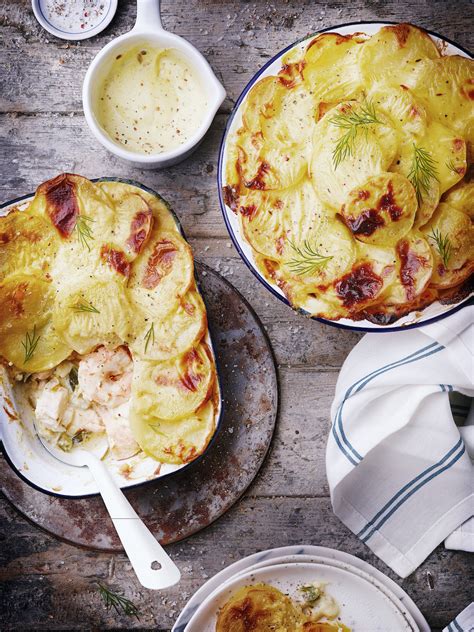 Gratin de pommes de terre au saumon et aux crevettes