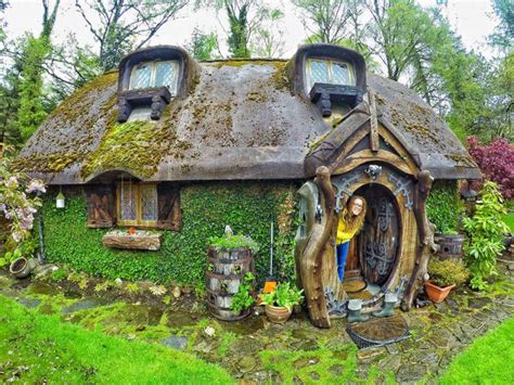 Mesmerizing Hobbit Home In Scotland