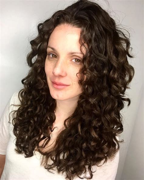 The Best Instagram Accounts For Curly Haircut Inspo Curls For Long
