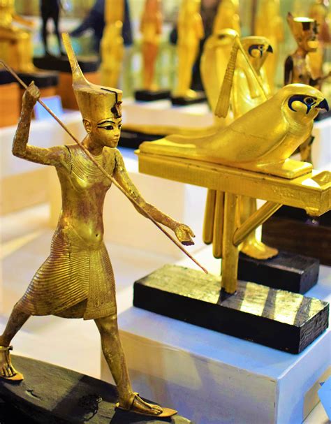 Treasures Of King Tut Kemet Egypt King Tut Ancient Egypt