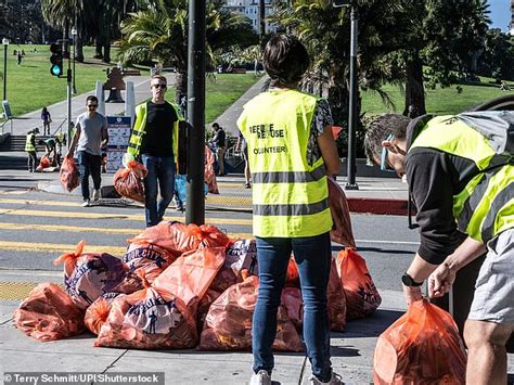 San Francisco Cleans Up Its Filthy Streets As Xi Jinping Visits From