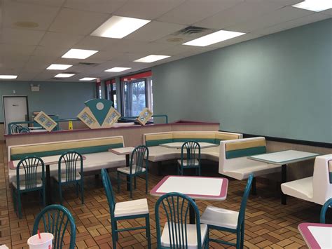 Inside a 90s burger king. 90S Burger King Images - 90s Burger King Interior Google Search Vintage Store Ideas Taco Bell ...