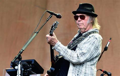 Neil Young Is Releasing A Live Album And Concert Film Return To