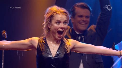 Daarmee neemt zijn mentor ilse delange wraak op haar voormalige zangpartner waylon. Dutch Babes: Ilse DeLange en The Common Linnets krijgen ...