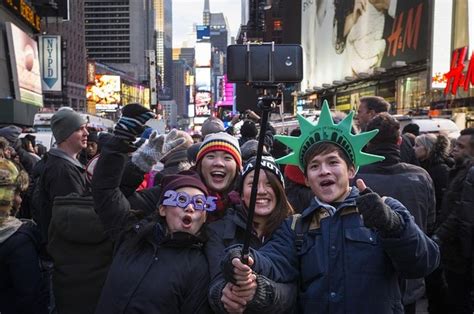 Why We Love And Loathe The Selfie Stick