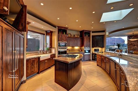 luxury mansions kitchen