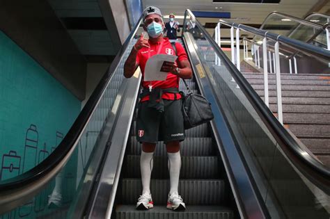 Actualidad moneda cine colombia deportes entretenimiento horóscopo fútbol turismo colombianos inmuebles educación especiales fútbol por tv gastronomía calendario y resultados de la copa américa. Llegada de la Selección peruana a Brasil para disputar la ...