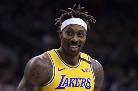 But they never actually offered him a contract. Dwight Howard in Disney World dabei - BASKET