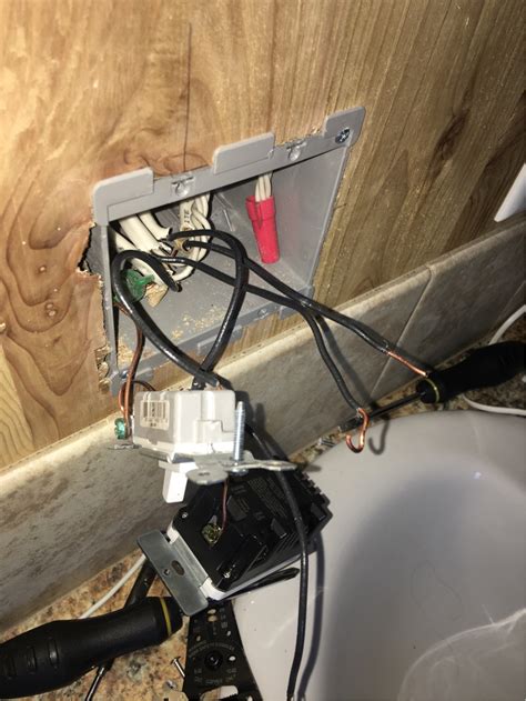We did not find results for: electrical - Daisy chain between switches for bathroom fan ...