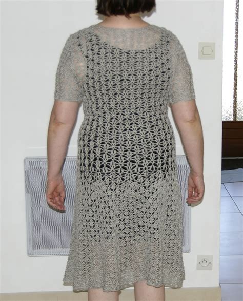 robe au crochet dentelle lin avec tutoriel gratuit blog de crochet et tricot d art de suzelle
