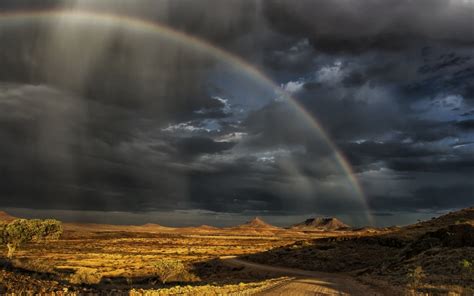 壁纸 阳光 景观 日落 爬坡道 性质 反射 天空 路 云彩 早上 彩虹 大气层 纳米比亚 草原 天气