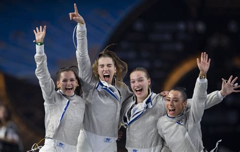 For The First Time Hungarian Womens Saber Team Wins World Fencing
