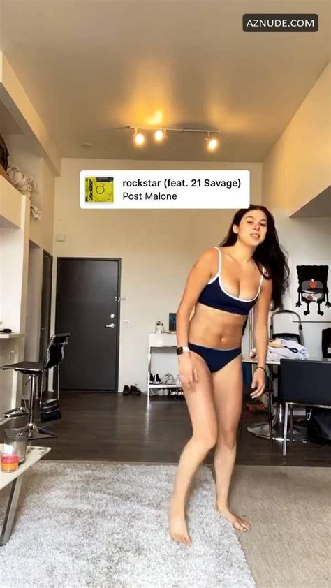 Kira Kosarin Shows Sexy Ass And Tits Doing Push Ups In