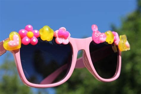 Pink Wayfarer Floralkawaii Sunglasses Etsy Sunglasses Pink Wayfarer