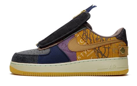 Unlike his previous duo of tonal af1 collaborations, la flame's latest effort is rife. Where To Buy The Travis Scott x Nike Air Force 1 Low ...