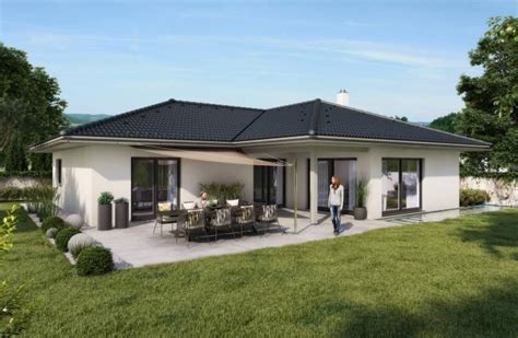 Sie können ihr massivhaus in ziegel, porenbeton, bims oder stahlbeton (duotherm) realisieren. Fertighaus Bungalow Elegance 130 | Bungalow preise, Haus ...