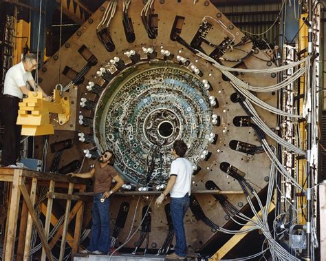 Workers Install The Mark Iii Magnetic Detector At The Spear Storage