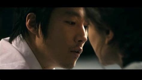 In this anthology film centered around the theme of eros, five seperate stories are presented by five top korean directors. 五感度 오감도 2009 Main TeaserFive Senses Of Eros - YouTube