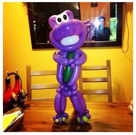 Barney Balloon Pop Crown