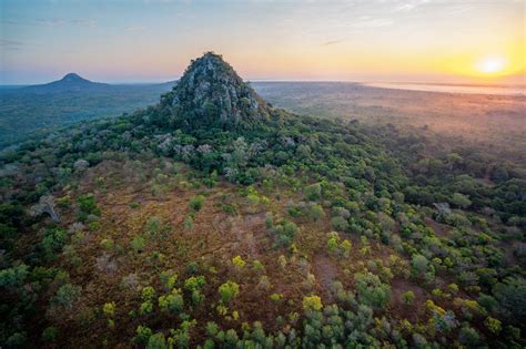 Parque Nacional De Gorongosa Paraíso Natural De Mozambique