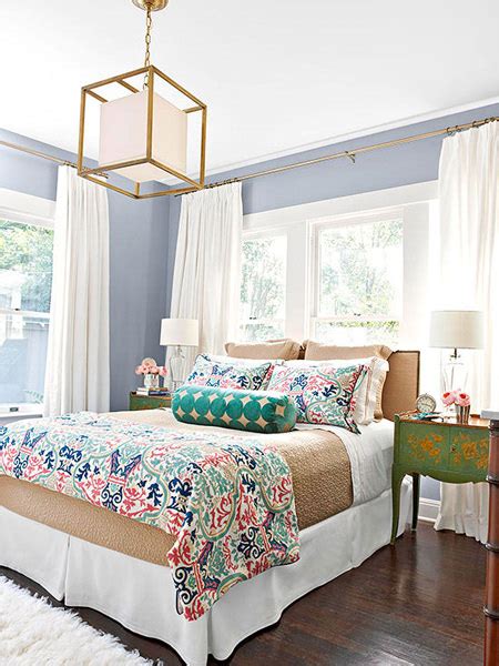 Lots of bedding essentials to choose from. 25 beautiful master bedroom ideas - My Mommy Style